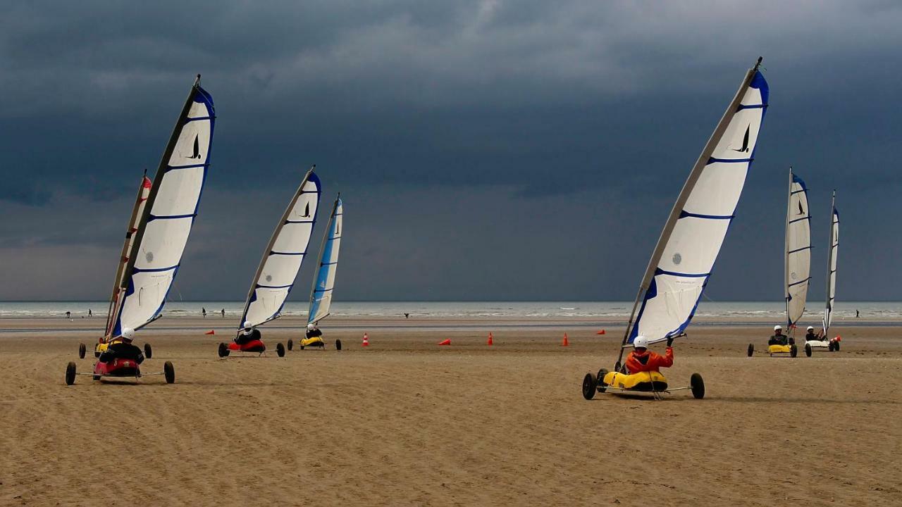 Cabourg - Hyper Centre, Plage Exteriér fotografie